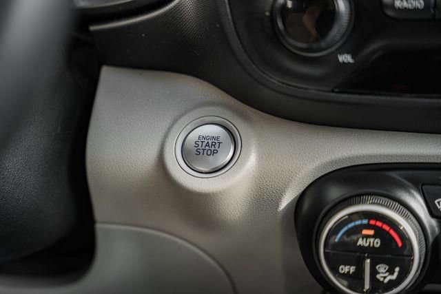 Used 2021 Hyundai Venue SEL w/ Premium Package image 23