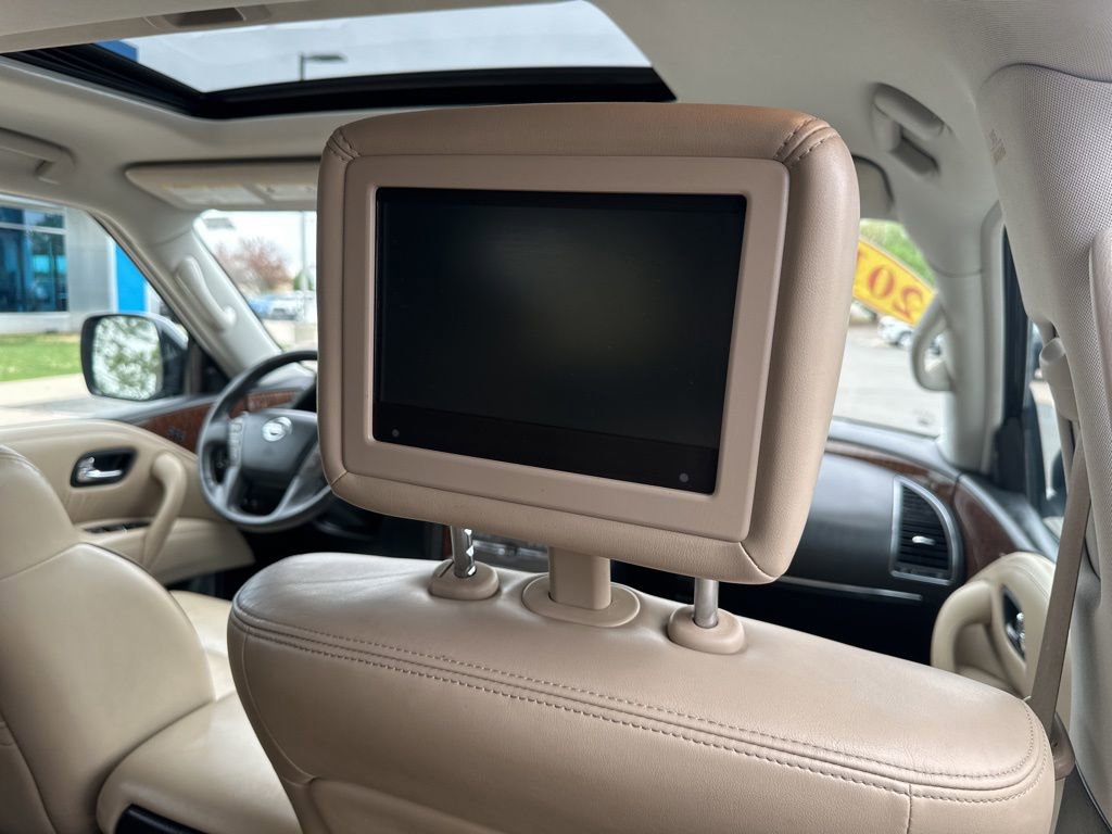 Used 2018 Nissan Armada Platinum image 31