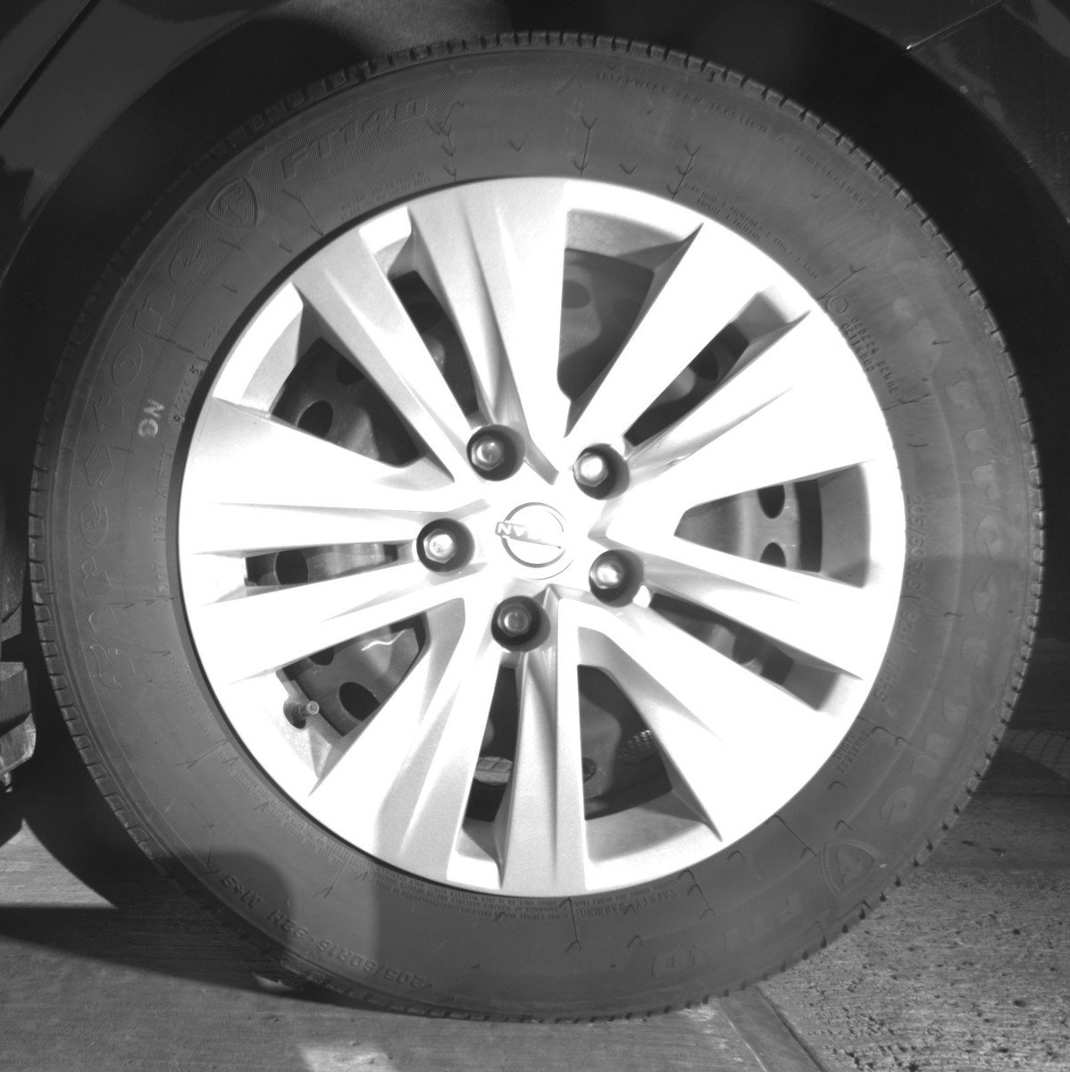 Used 2025 Nissan Sentra S FWD image 14