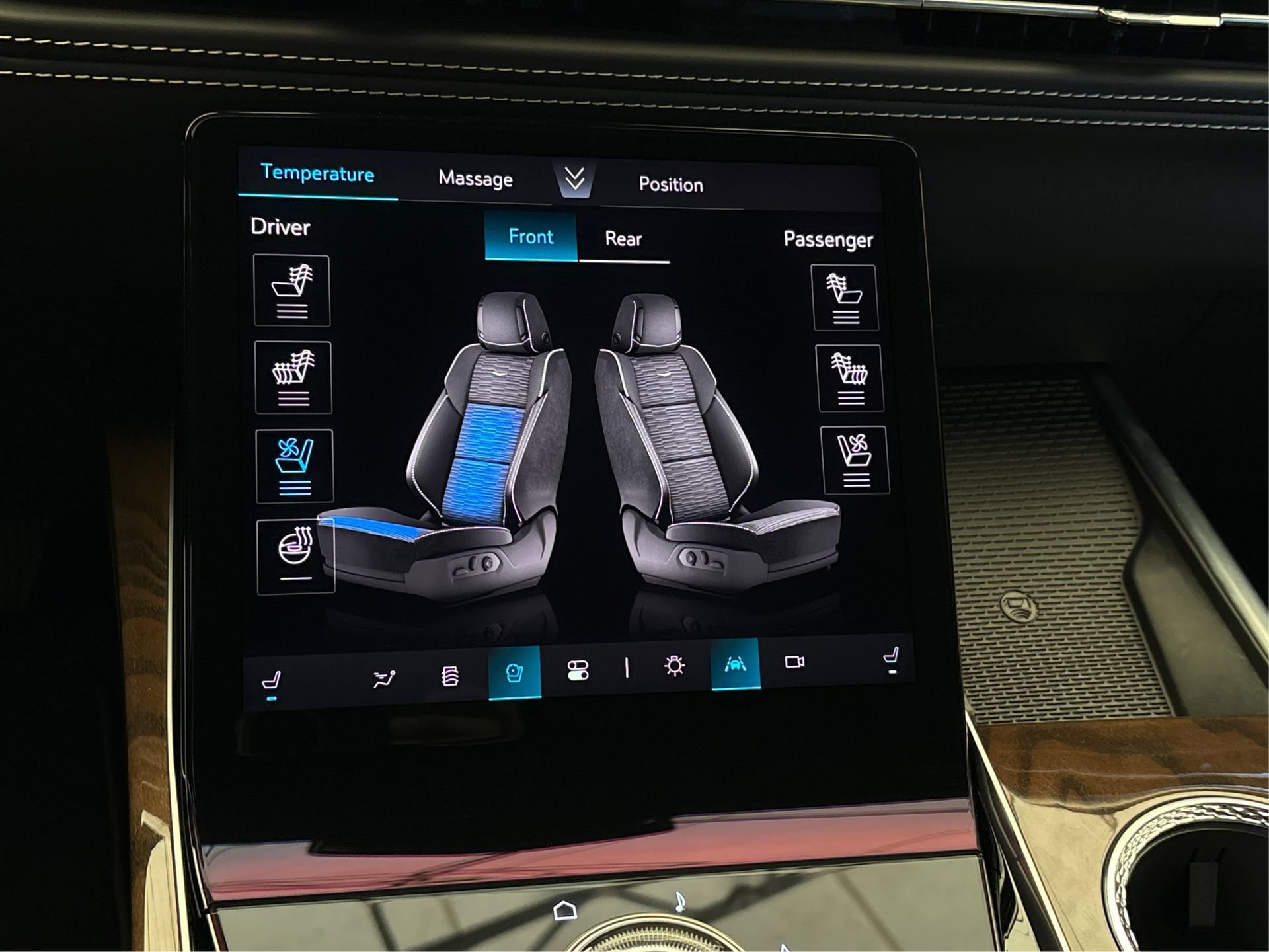 New 2026 Cadillac Escalade Platinum Sport AWD/4WD image 33