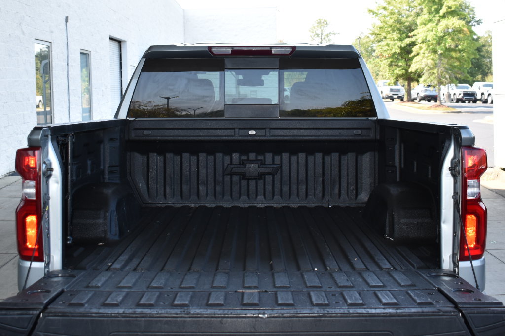 Used 2024 Chevrolet Silverado 1500 LTZ AWD/4WD image 11