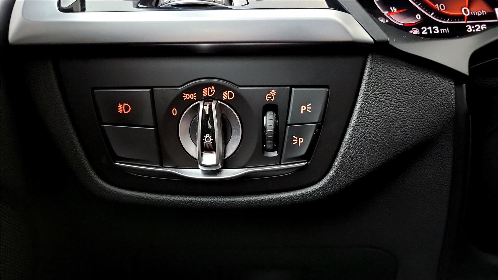 Used 2020 BMW X4 xDrive30i w/ Premium Package image 46