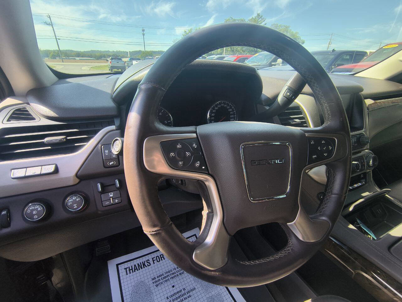 Used 2015 GMC Yukon Denali w/ Touring Package image 13