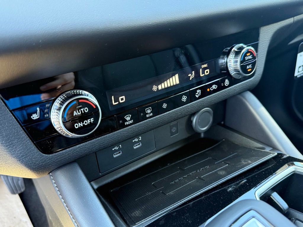 New 2026 Mitsubishi Outlander LE image 38