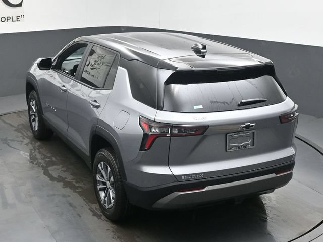 New 2026 Chevrolet Equinox LT w/ Safety and Technology Package FWD image 19