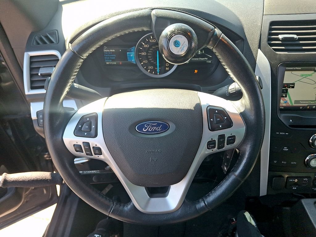 Used 2015 Ford Explorer XLT w/ Equipment Group 202B image 18