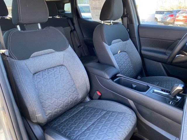 New 2026 Nissan Kicks SV w/ SV Premium Package image 9