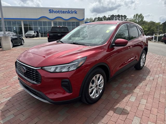 Used 2023 Ford Escape Active w/ Tech Pack #2 FWD video 1