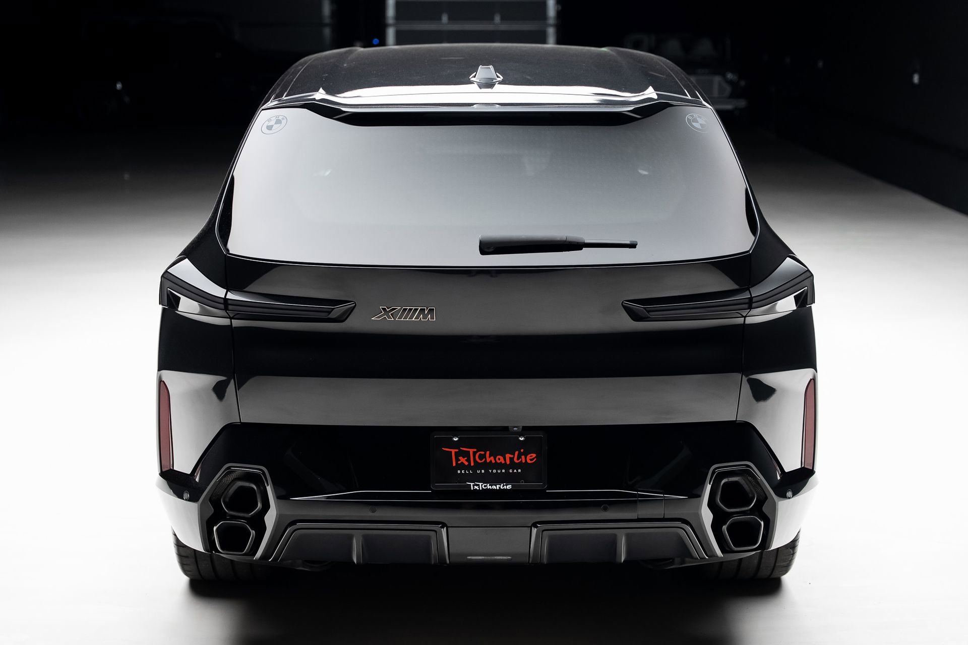 Used 2023 BMW XM w/ M Driver's Package image 27