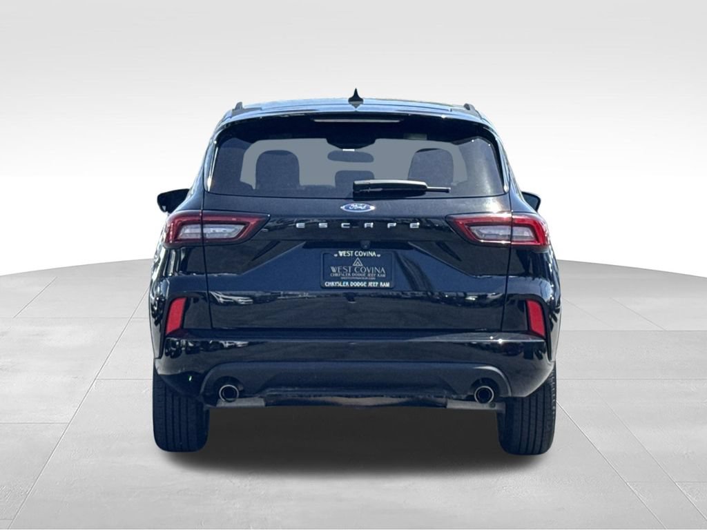 Used 2024 Ford Escape ST-Line FWD image 9