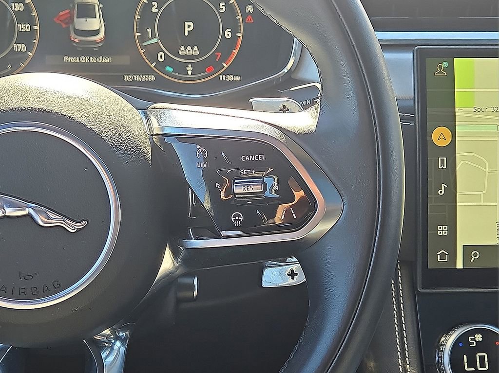 Used 2024 Jaguar F-PACE R-Dynamic S image 19