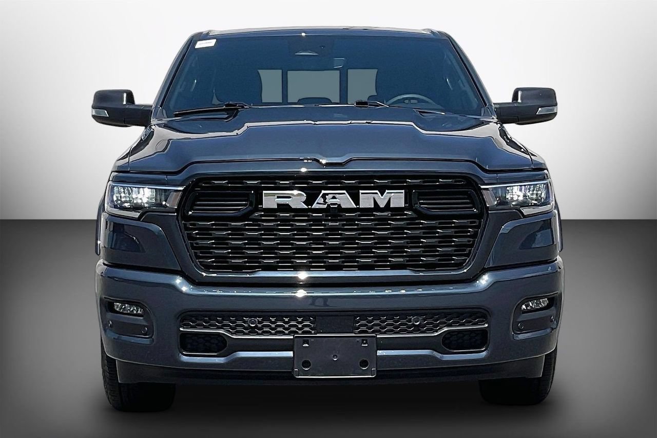 Used 2025 RAM 1500 Big Horn RWD image 3