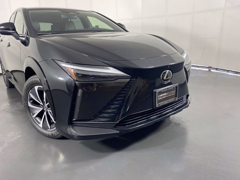 Certified 2023 Lexus RZ 450e Premium w/ Technology Package AWD/4WD image 3