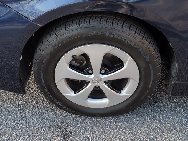 Used 2014 Toyota Prius Two image 19