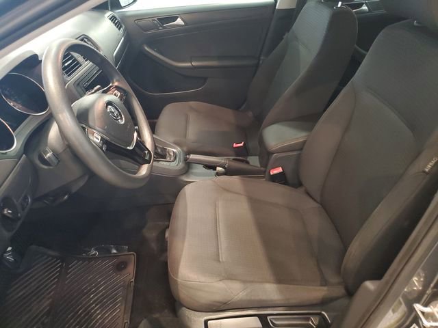 Used 2015 Volkswagen Jetta S image 10