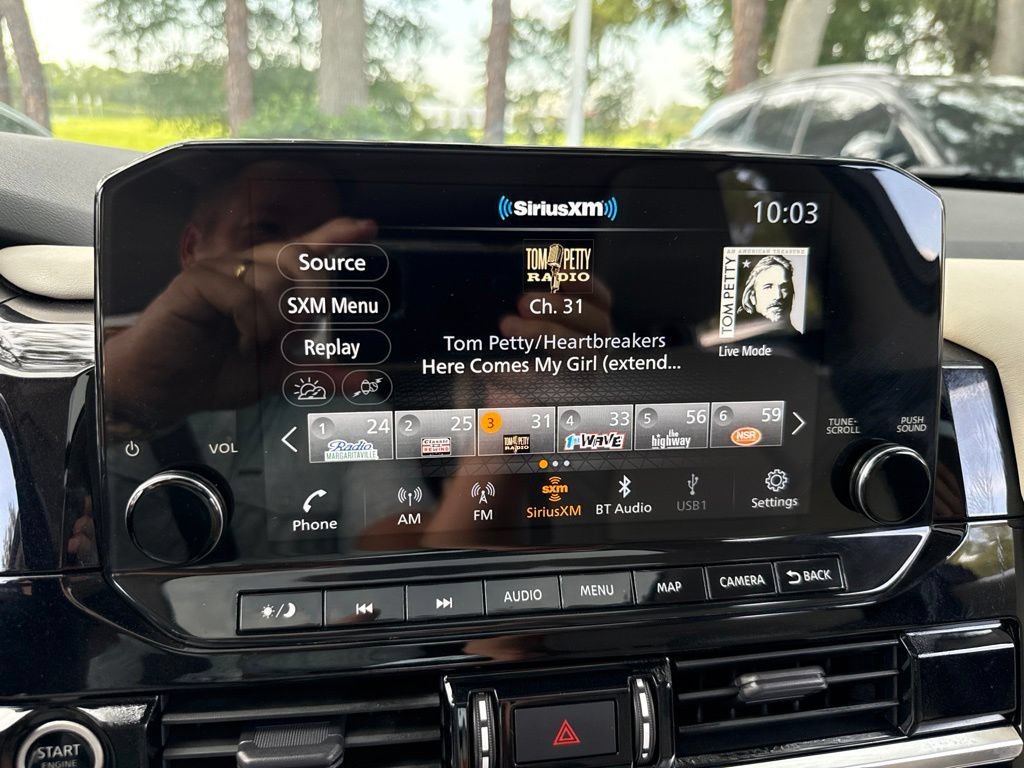 Used 2023 Nissan Pathfinder SL w/ SL Premium Package FWD image 37