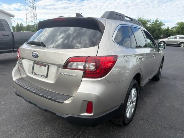 Used 2016 Subaru Outback 2.5i Premium AWD/4WD image 8