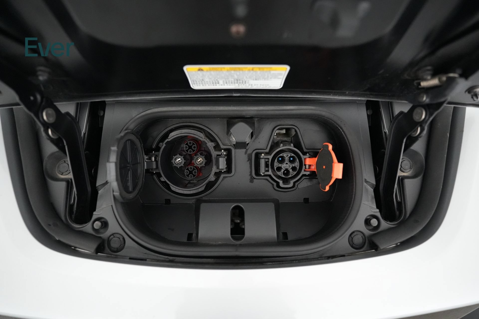 Used 2025 Nissan Leaf S FWD image 10