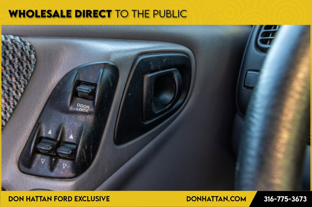 Used 1998 Dodge Dakota 2WD Club Cab image 10