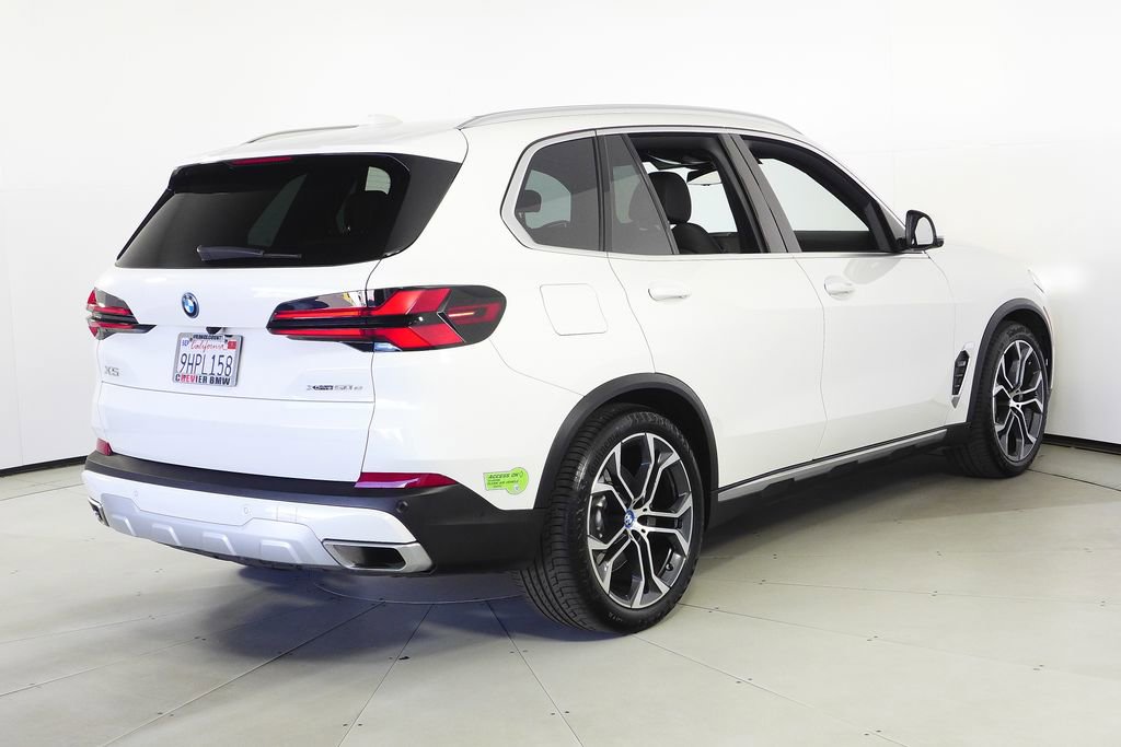 Certified 2024 BMW X5 xDrive50e w/ Parking Assistance Package image 7