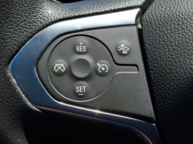 Certified 2022 Chevrolet Traverse LS w/ Midnight/Sport Edition AWD/4WD image 23