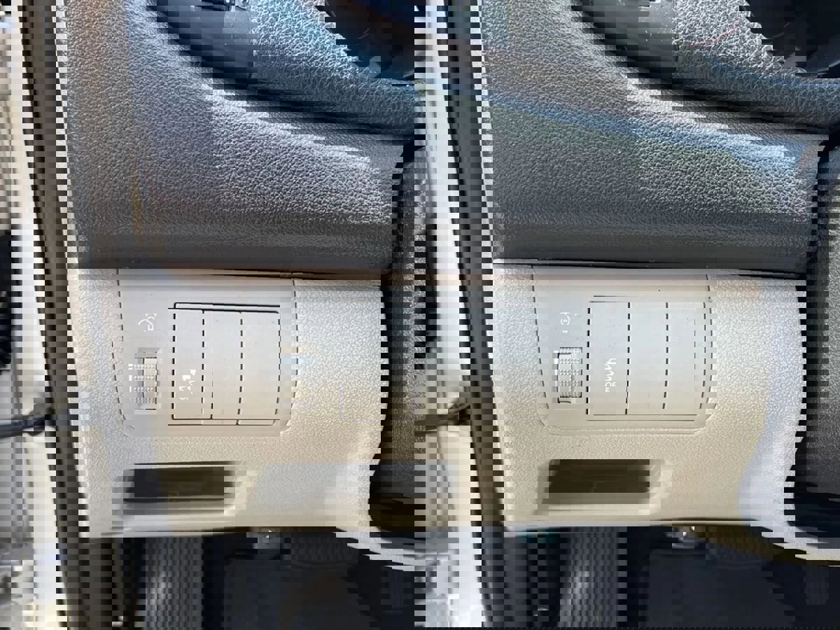 Used 2013 Kia Forte EX image 15