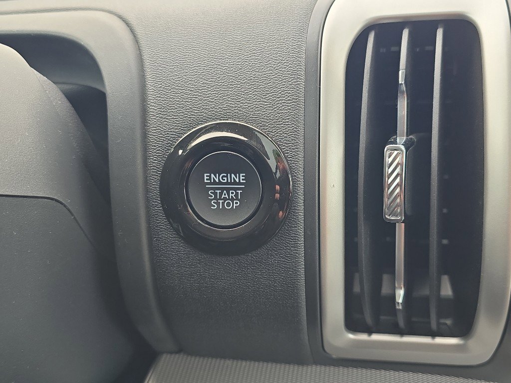 Certified 2025 Ford Expedition Max Active image 30