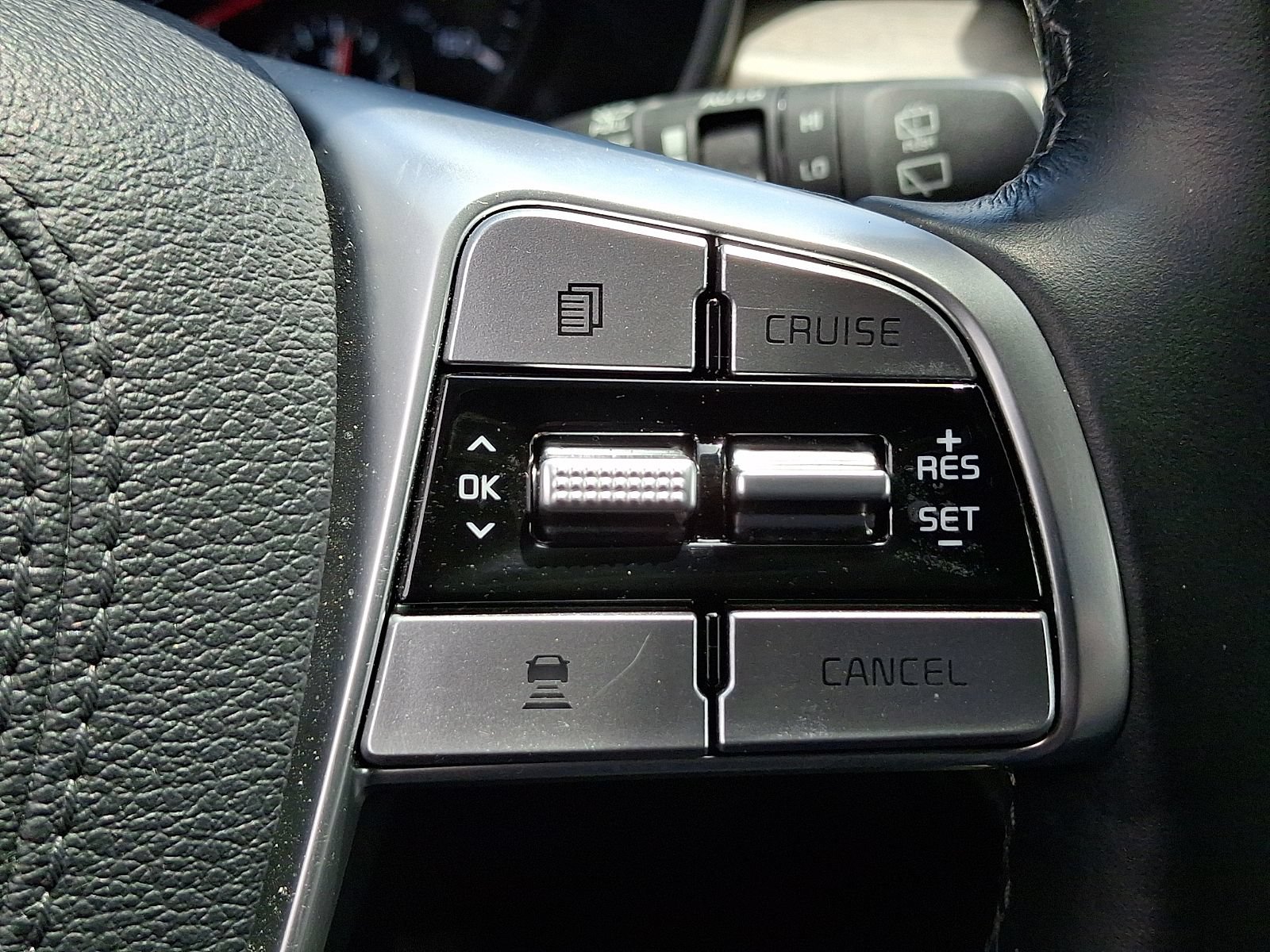 Used 2022 Kia Telluride SX w/ SX Prestige Package AWD/4WD image 25
