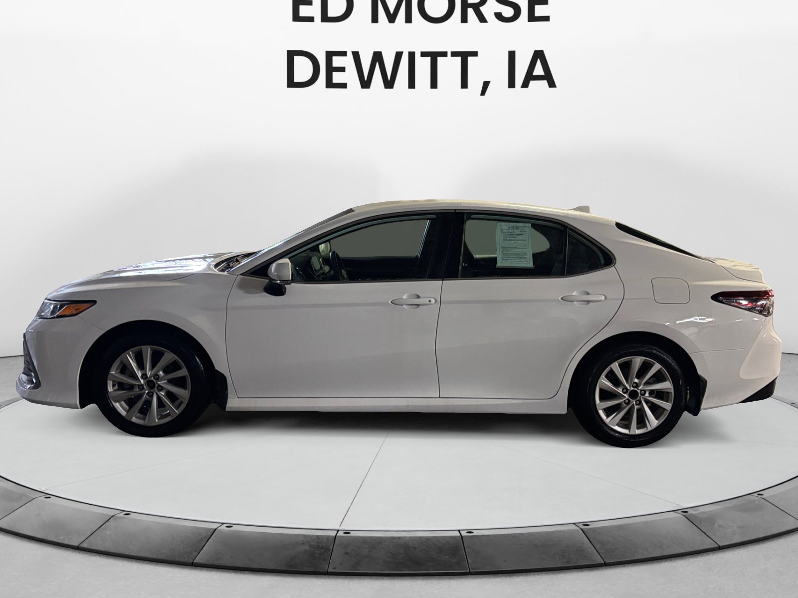 Used 2023 Toyota Camry LE w/ Convenience Package FWD image 2