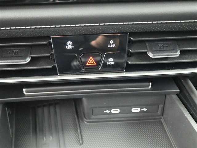 New 2026 Volkswagen Atlas SE image 4