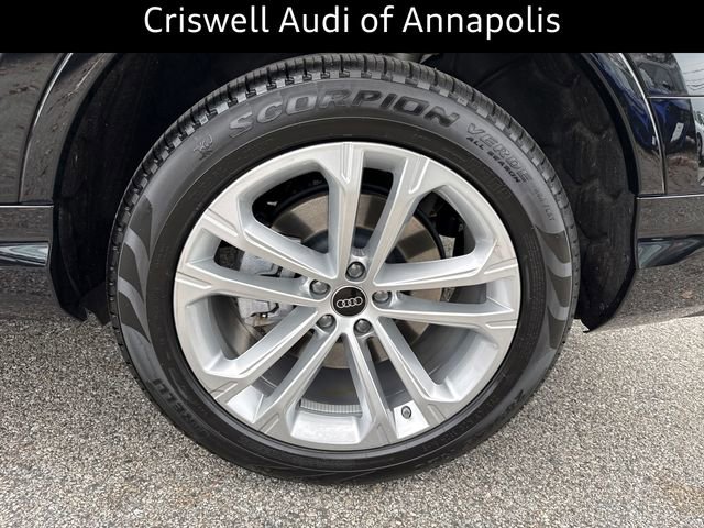 Used 2025 Audi Q7 3.0T Premium w/ Convenience Package image 11