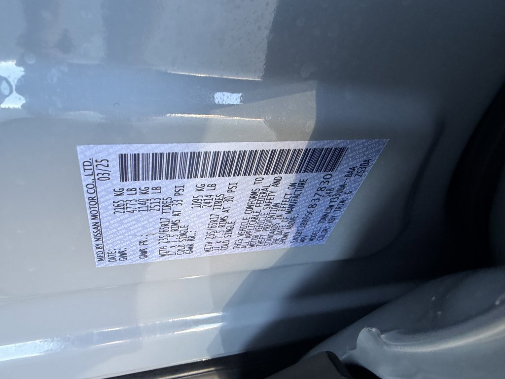 Used 2025 Nissan Rogue SV image 45