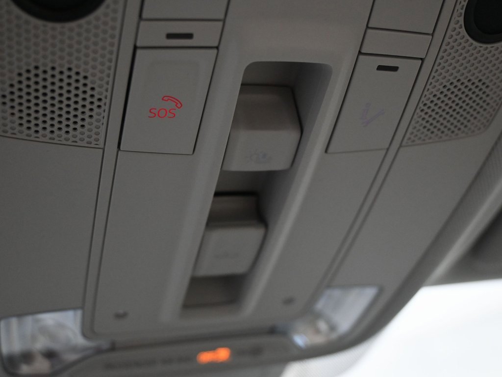 Used 2024 Audi Q3 2.0T Premium w/ Convenience Package image 21