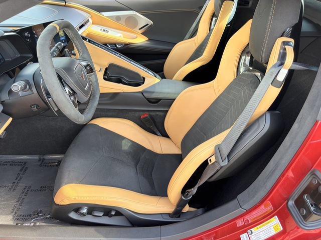 Used 2024 Chevrolet Corvette Stingray Premium Conv w/ Z51 Performance Package RWD image 6