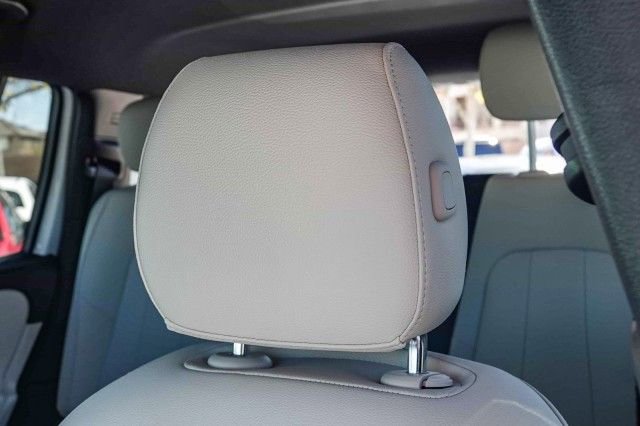 Used 2024 Mercedes-Benz EQB 300 4MATIC image 25