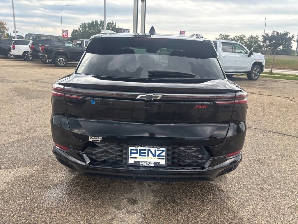 Used 2024 Chevrolet Equinox EV RS FWD image 6