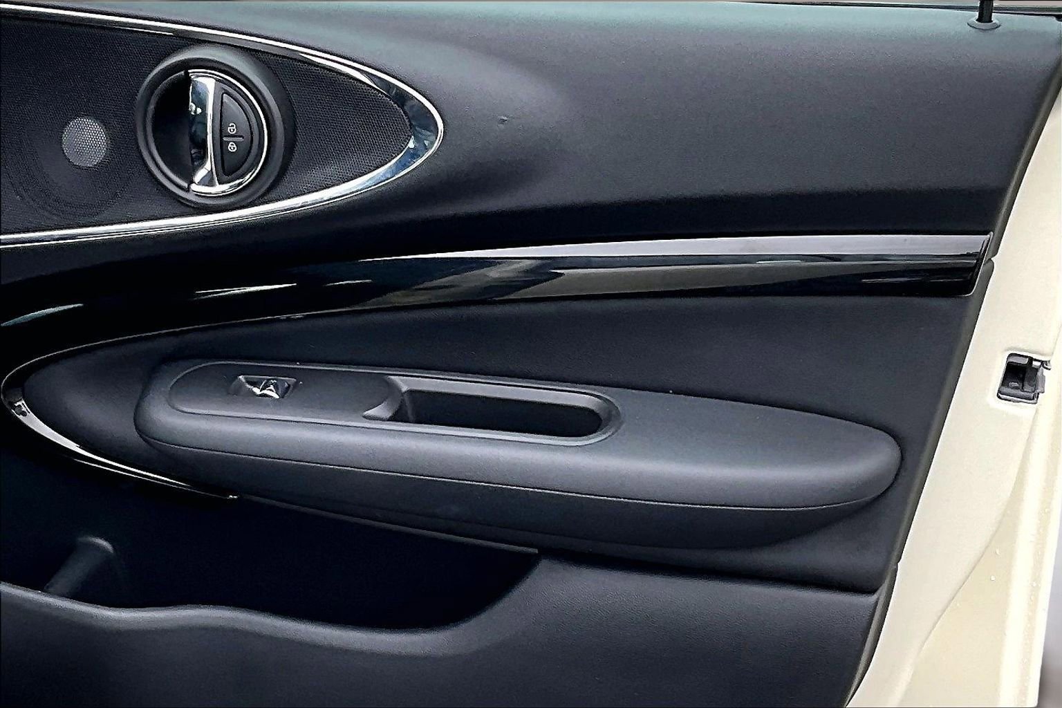 Used 2023 MINI Cooper Clubman S image 28