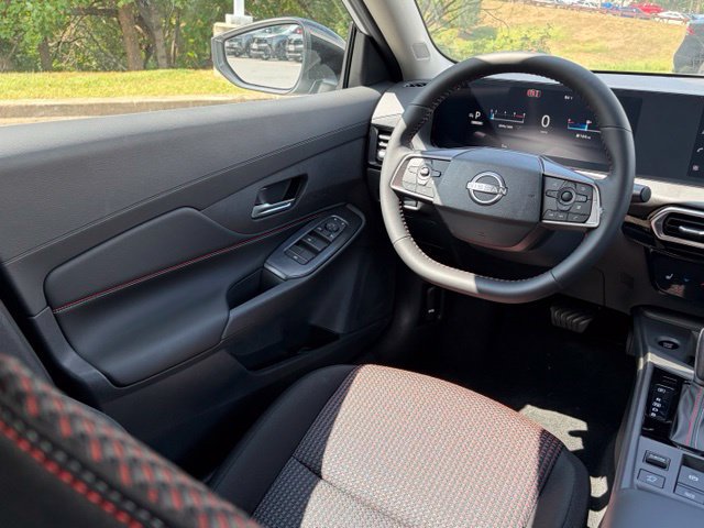New 2027 Nissan Sentra SR w/ SR All Weather Package FWD image 31