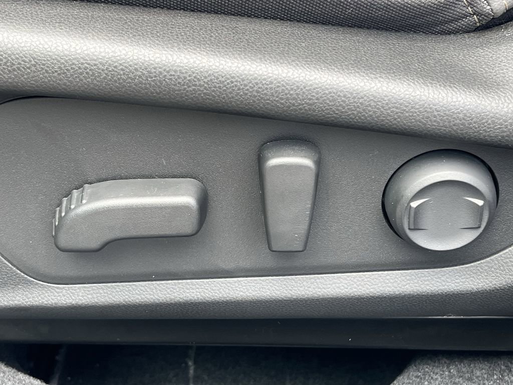 Used 2026 Subaru Outback Limited XT AWD/4WD image 18