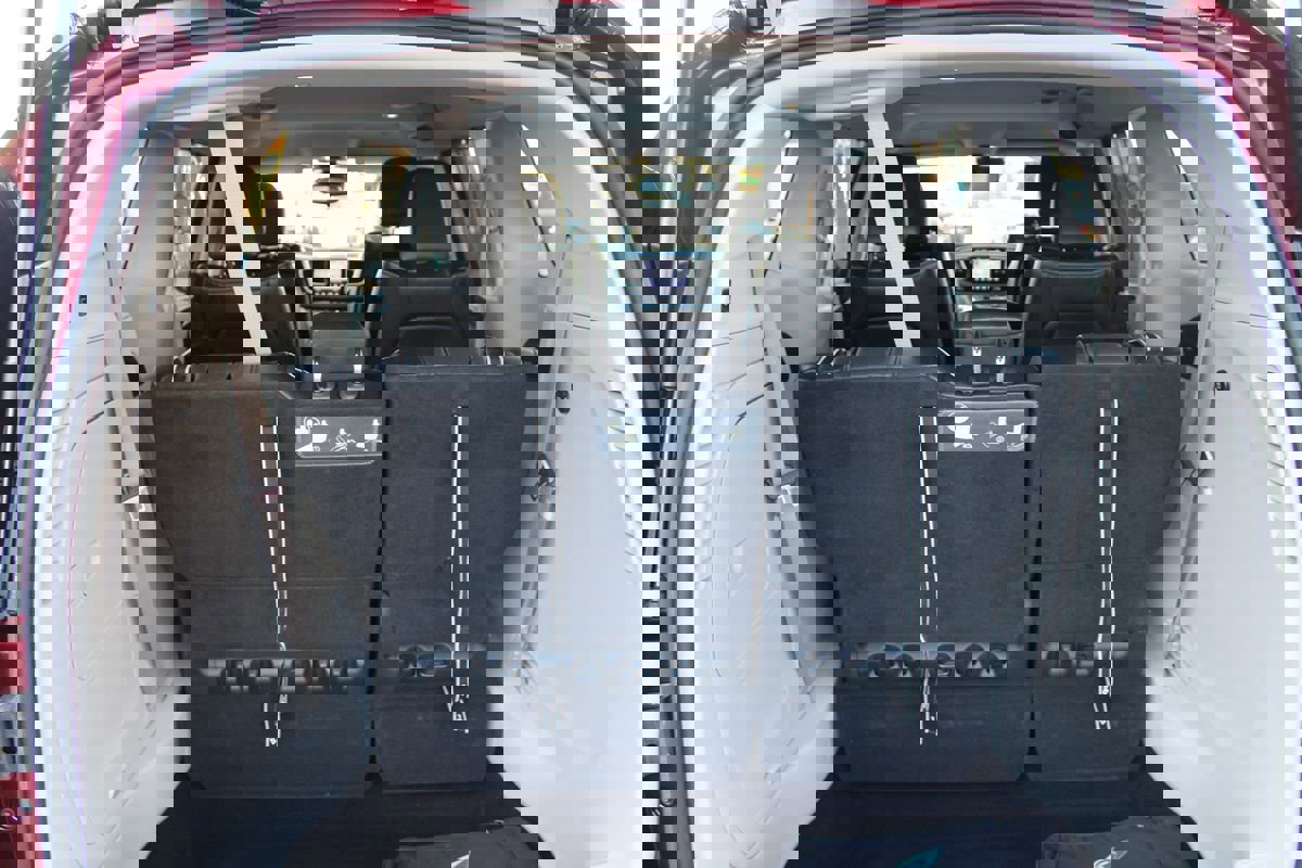 Used 2017 Chrysler Pacifica Platinum image 37