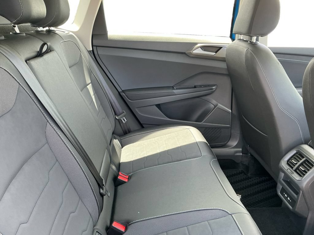 New 2026 Volkswagen Taos SE AWD/4WD image 17