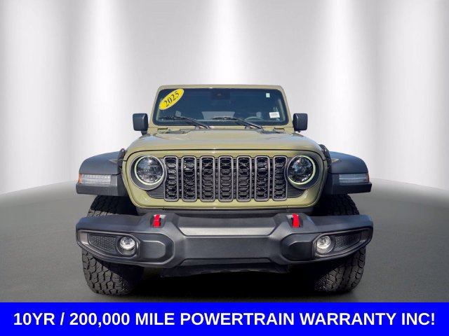 Used 2025 Jeep Wrangler Unlimited Rubicon AWD/4WD image 8