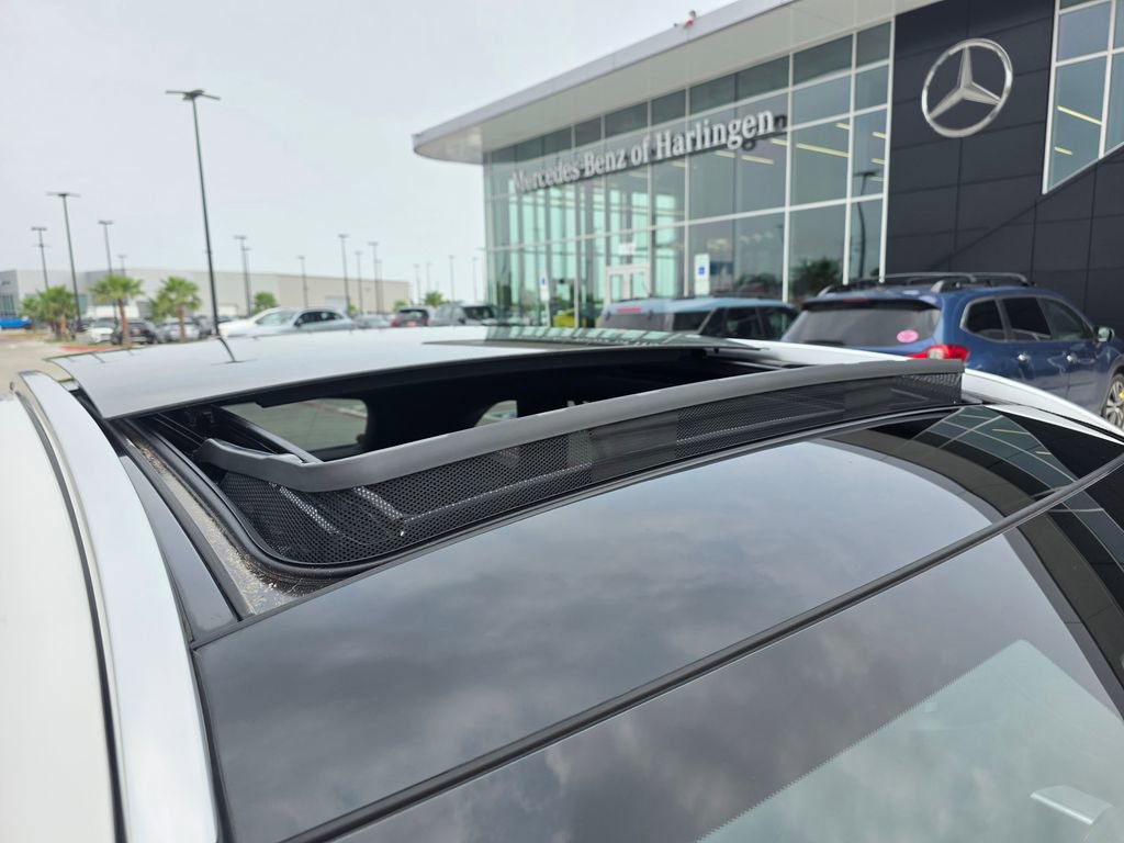 New 2026 Mercedes-Benz GLC 350e 4MATIC image 6