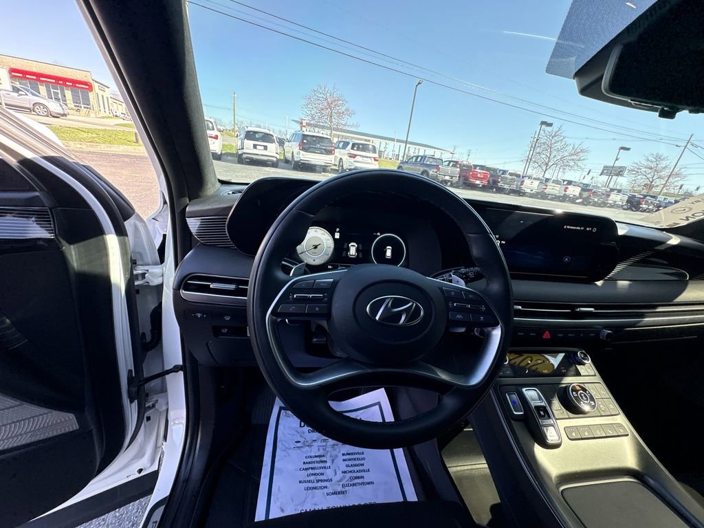 Used 2025 Hyundai Palisade Calligraphy image 11