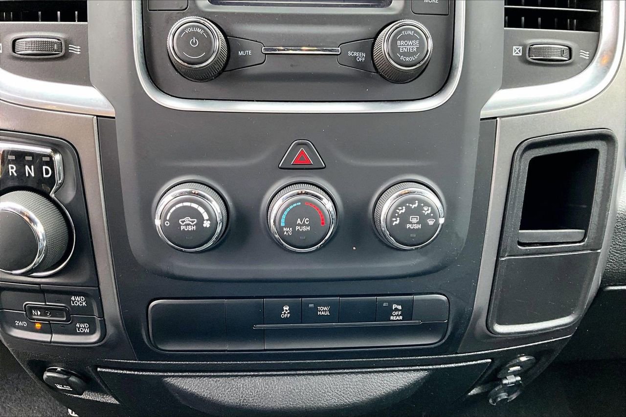 Used 2024 RAM 1500 Classic Warlock image 17