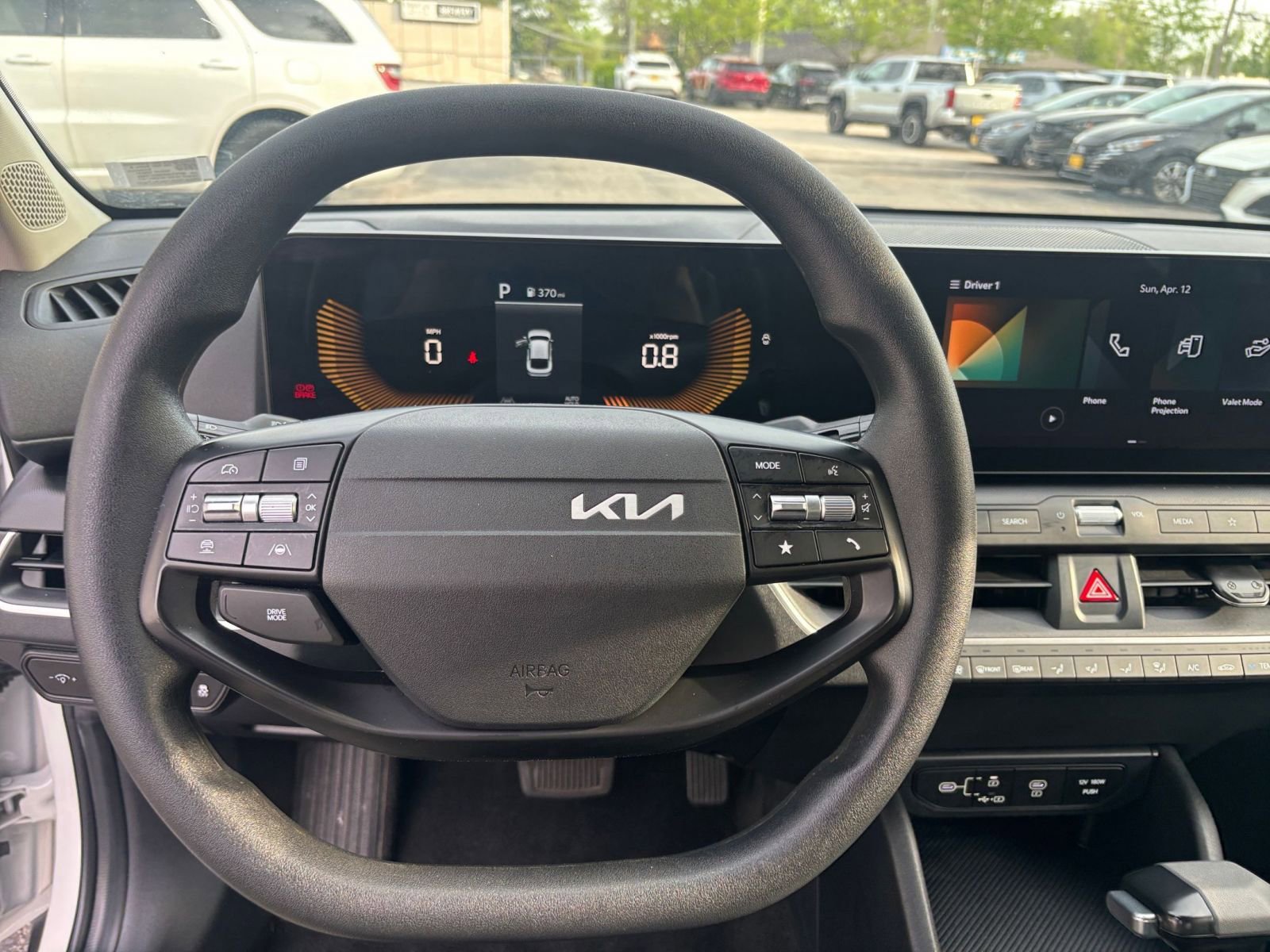 Used 2025 Kia K4 LXS image 33