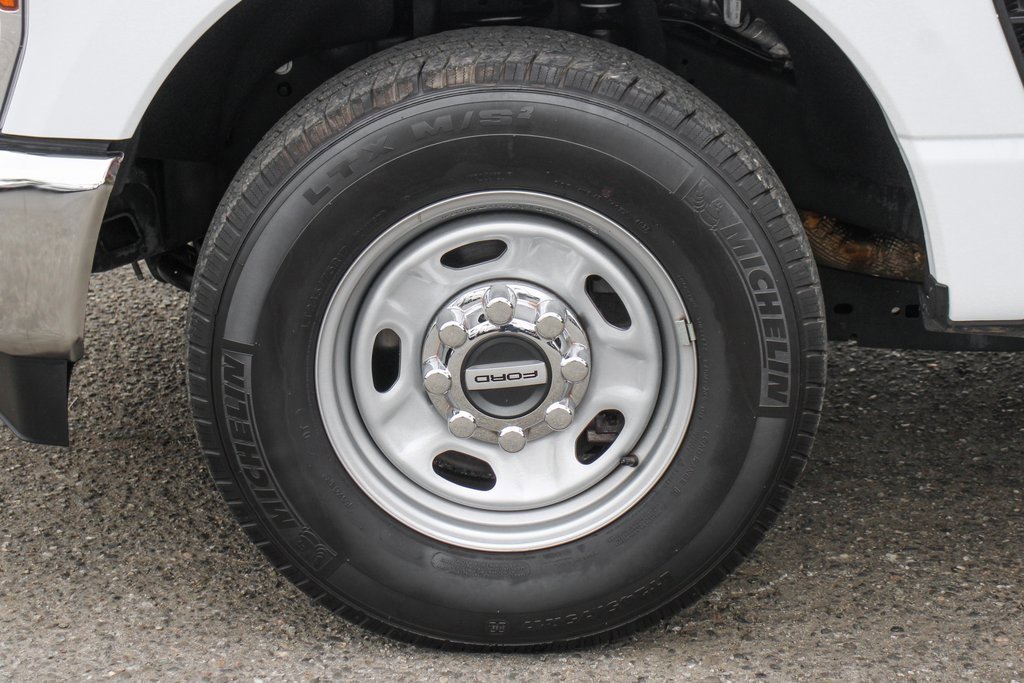 Used 2024 Ford F250 XL w/ XL Chrome Package image 38
