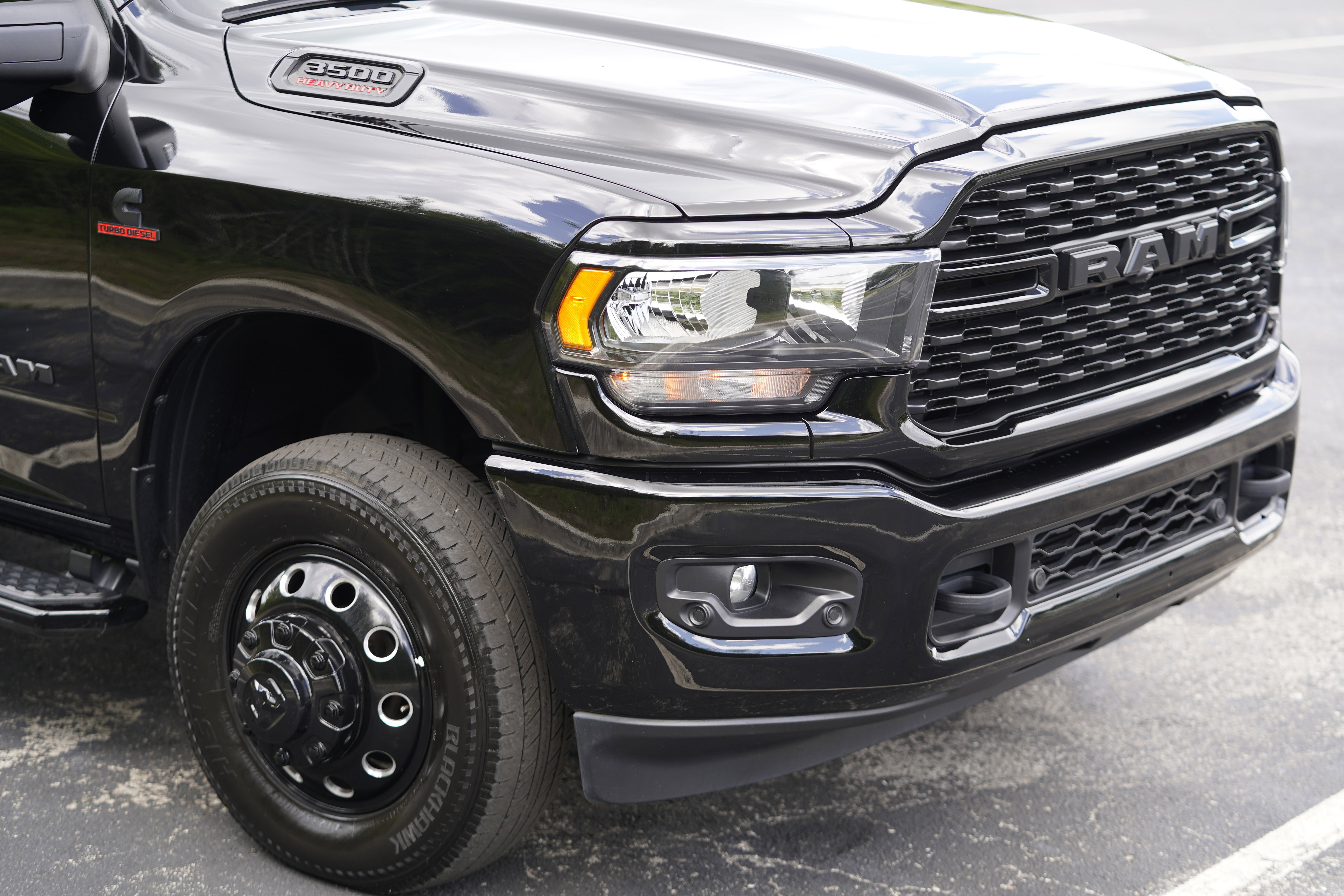 Used 2024 RAM 3500 Big Horn w/ Night Edition image 40