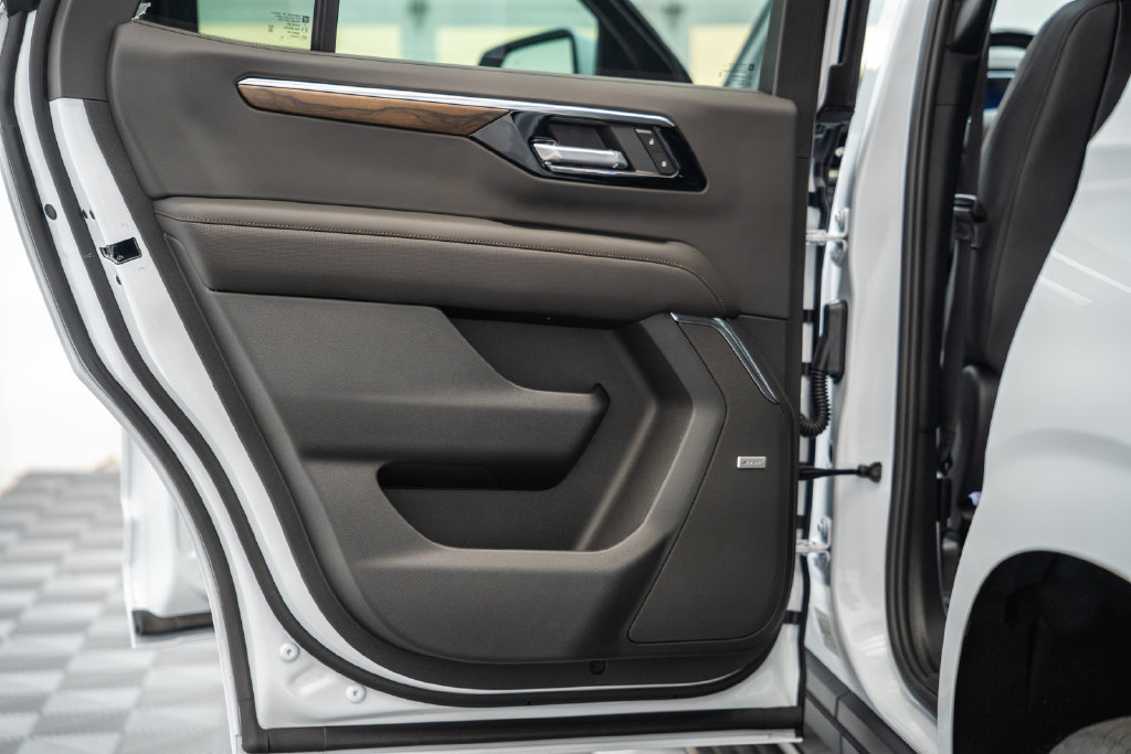 New 2026 Chevrolet Tahoe High Country AWD/4WD image 43
