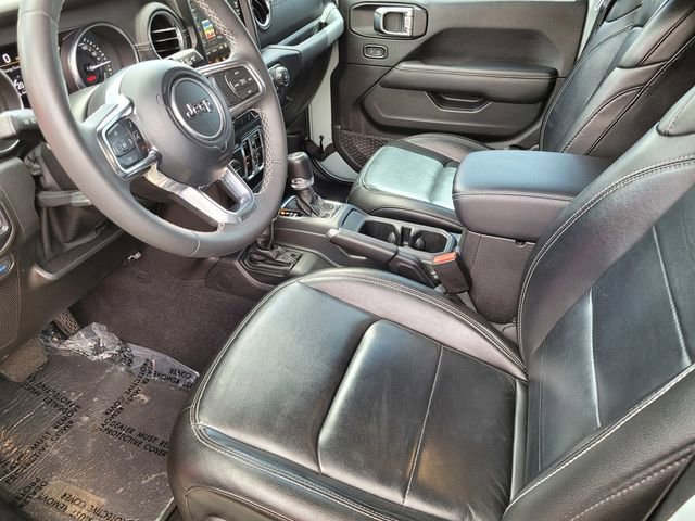 Used 2023 Jeep Wrangler Unlimited Sahara AWD/4WD image 12
